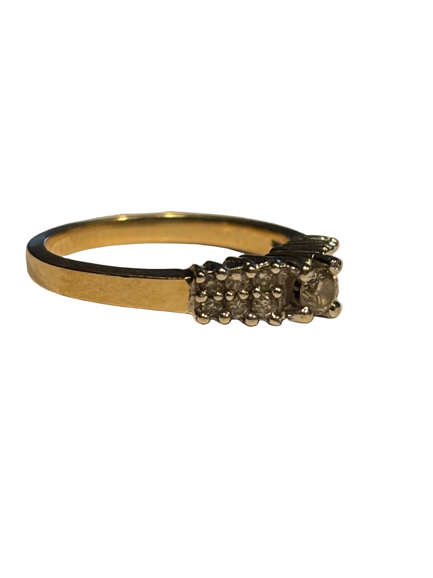Ladies diamond step ring, graduating diamonds 14k yellow gold setting