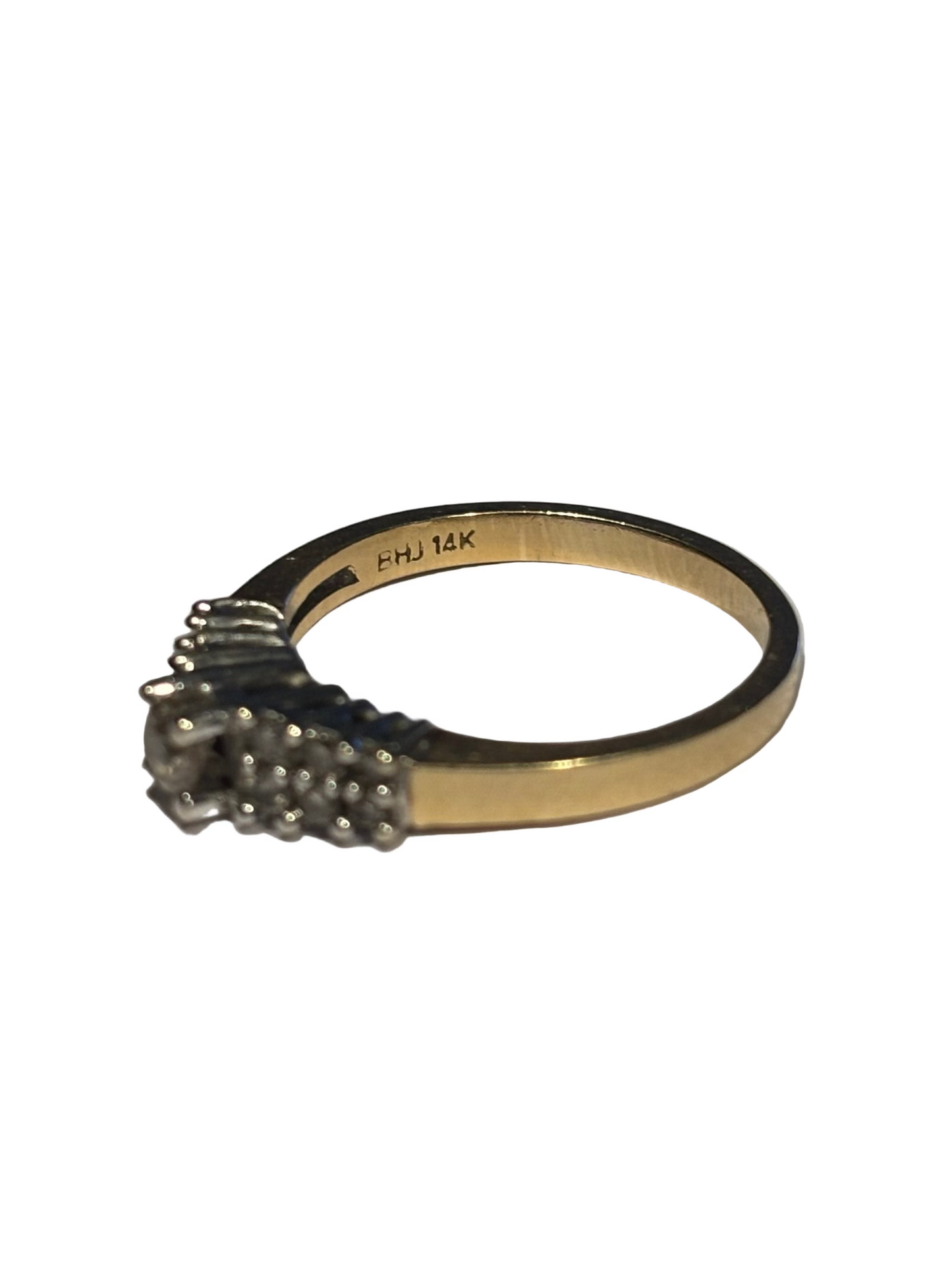 Ladies diamond step ring, graduating diamonds 14k yellow gold setting